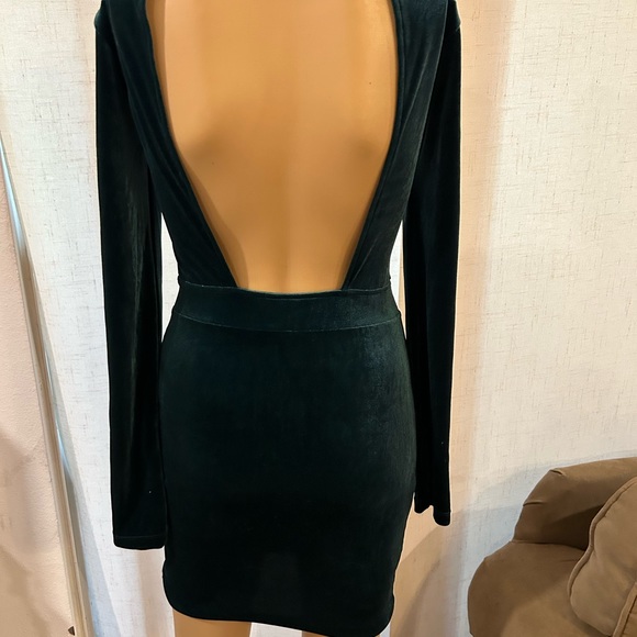 Divided Opened back Green Velour mini dress sz 4 - Picture 5 of 7